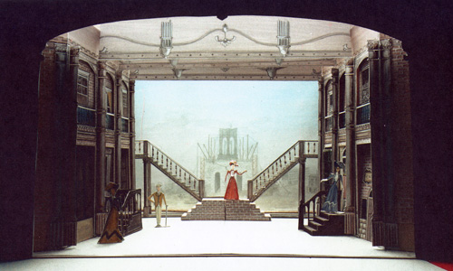 Les maquettes de décors et de costumes de théâtre