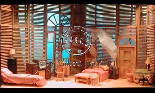 les décors et costumes de Chatte sur un toit brûlant (la) de Tennessee WILLIAMS - 1957